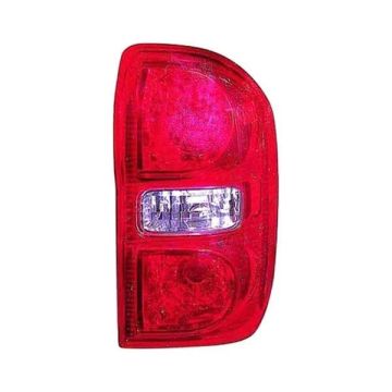 Tail Light Housing Right Includes Lens for Toyota RAV4 2004-2005