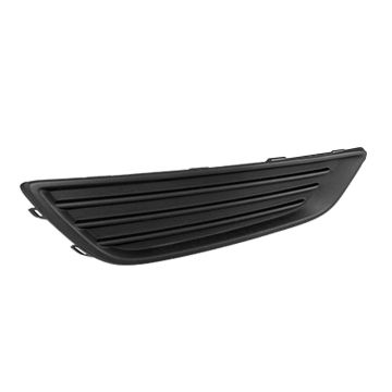 Bumper Insert Front Right w/o Sport Pkg Fog Lamp Opening Cover w/o Fog Lamps for Ford Focus S SE 2015-2018