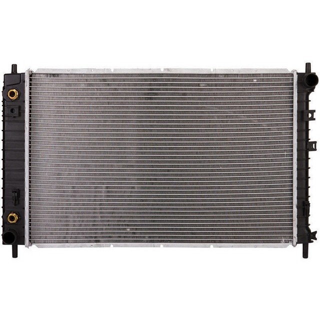 Radiator BTK R2798 for Saturn Vue 3.5L 2.2L 2004–2007